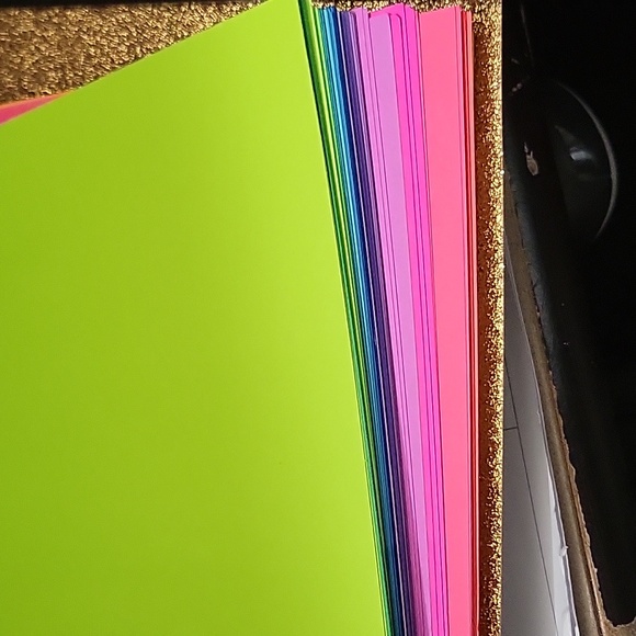 Cricut Vinyl, tools, 10 new 12x12 mats and construction/glitter/sticker paper - Picture 6 of 8